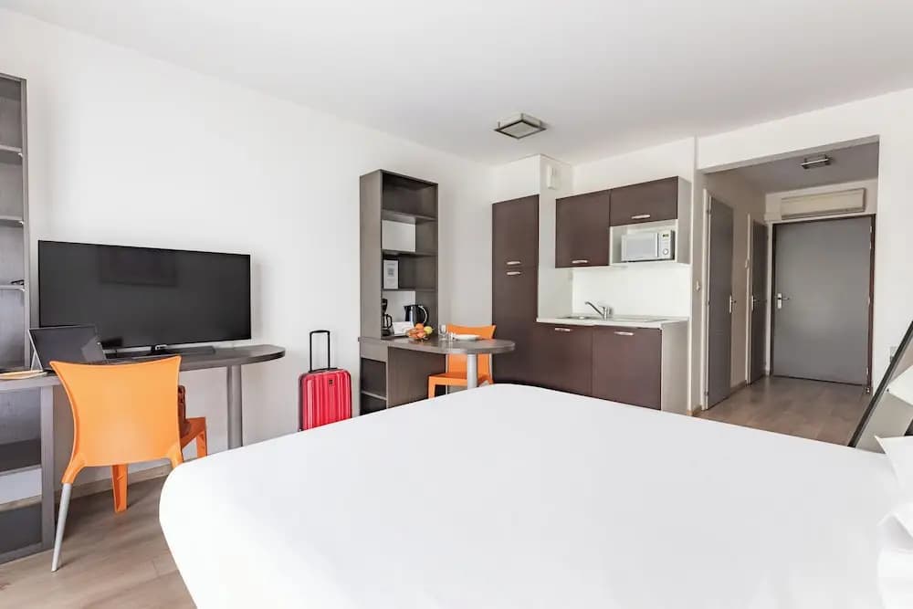 Appart'City Nantes Carquefou - Appart Hôtel ex-Park&Suites - Photo 5