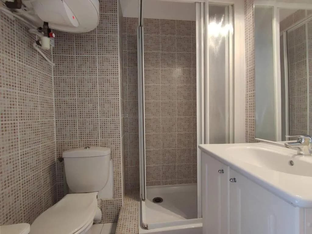 Appartement Balaruc-les-Bains, 1 pièce, 2 personnes - FR-1-571-18 - Miniature 6