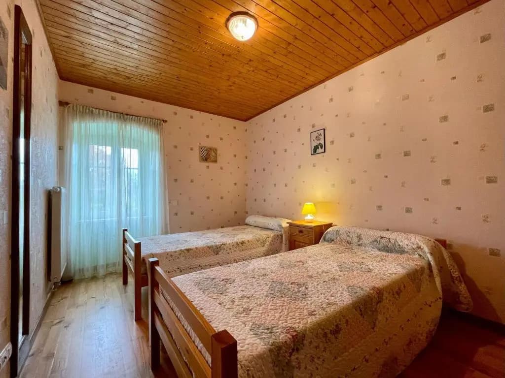 Gîte Saint-Jeures, 5 pièces, 8 personnes - FR-1-582-254 - Miniature 6