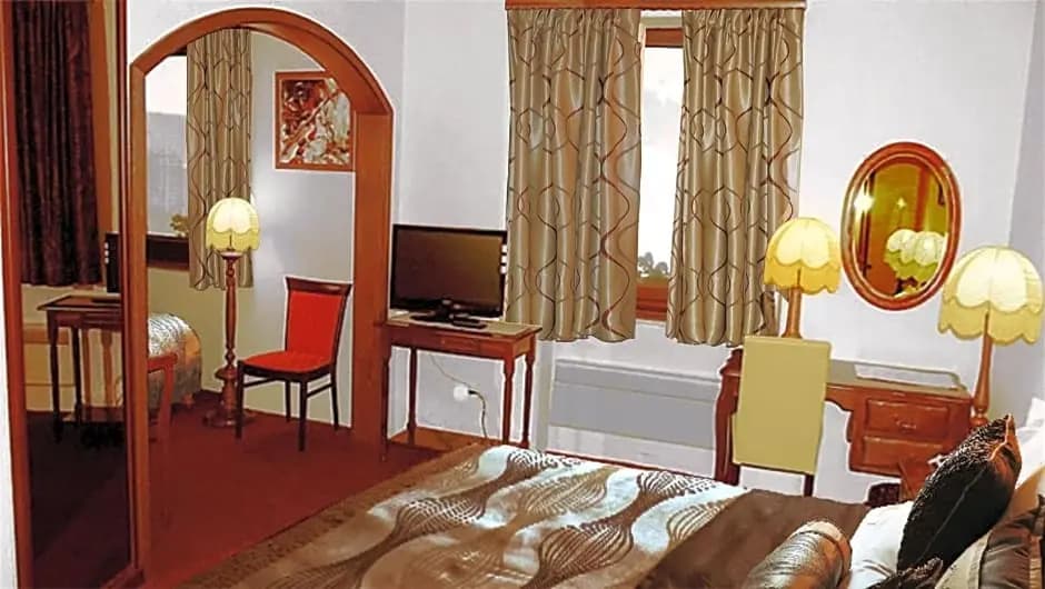 Hotel Restaurant Cristal - Photo 4