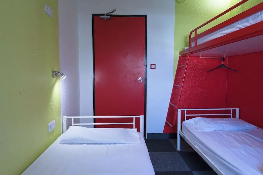 Lemon Hotel - Mery sur Oise/Cergy - Photo 3