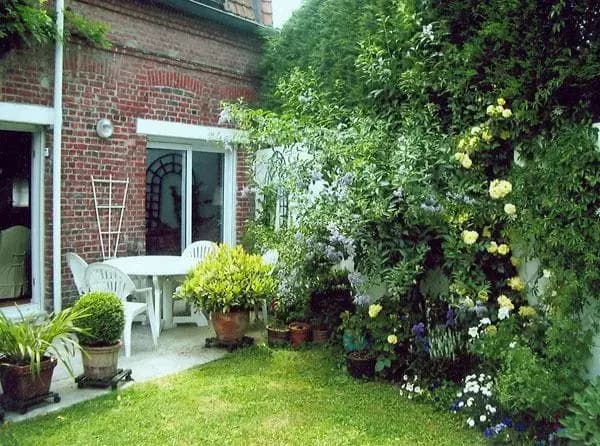 Une Chambre en Ville - Photo 2