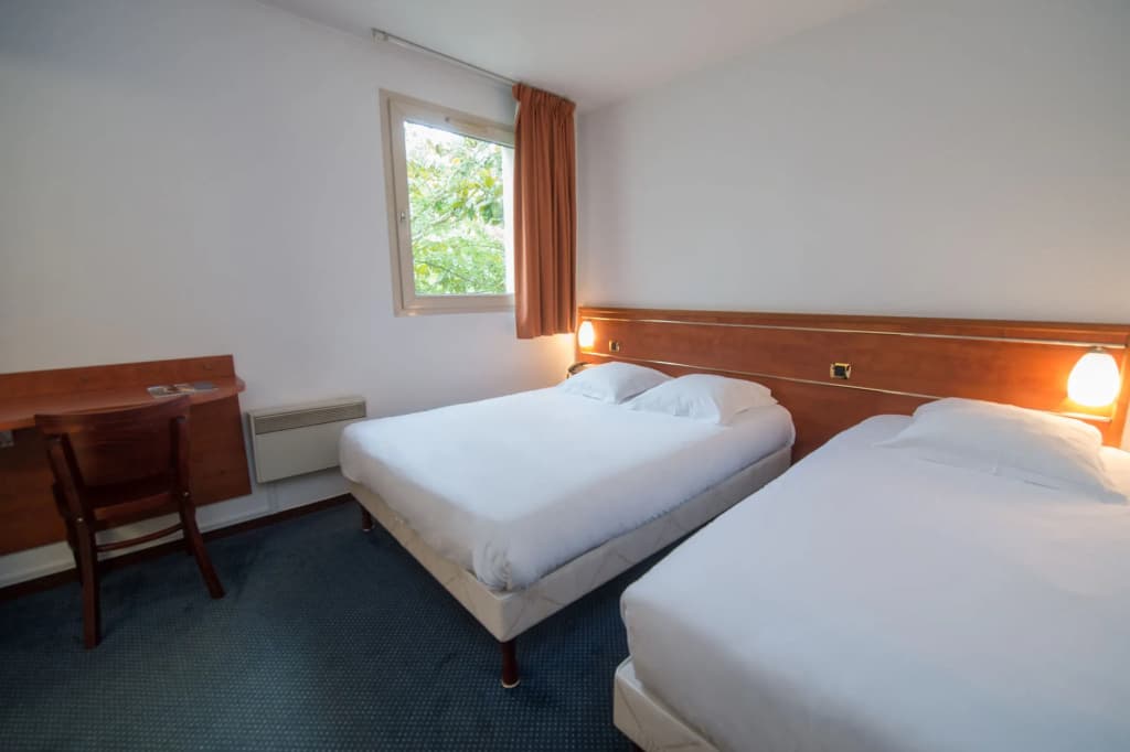 Brit Hotel Angers Parc Expo - L'Acropole - Photo 4