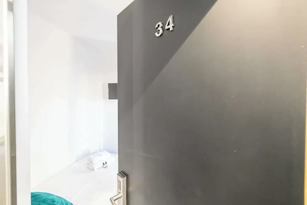 Hotel Avaton - Single Bedroom - Cannes Palais - Miniature 6