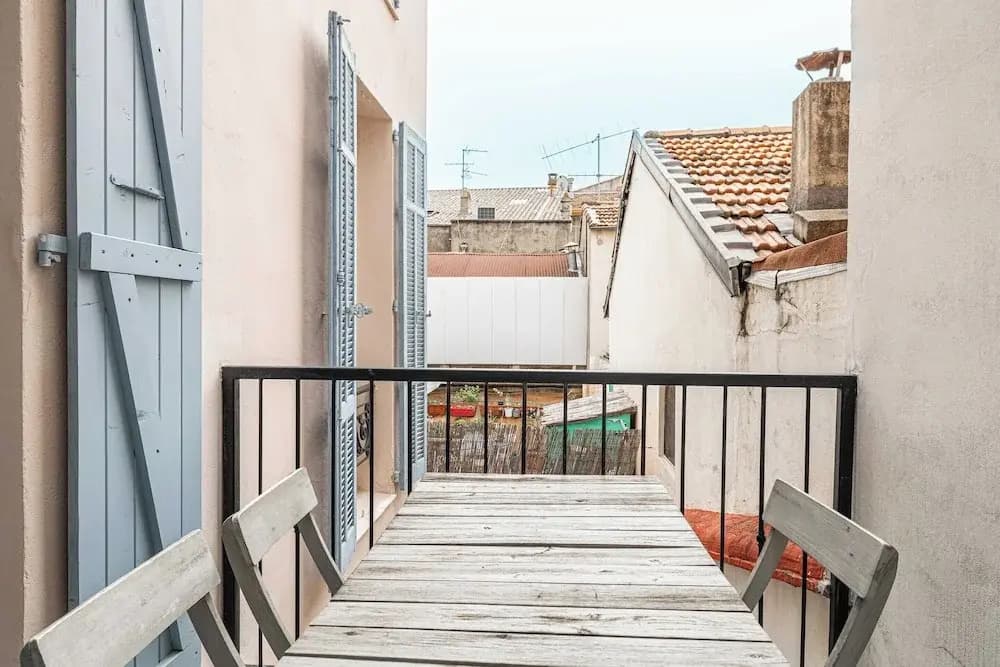 Charming 1 Bedroom Apartment- Heart of Cannes - Photo 5