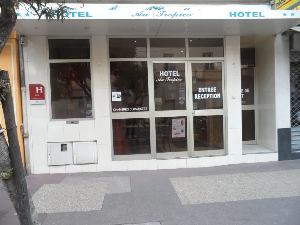 Hotel Au Tropico - Photo 1