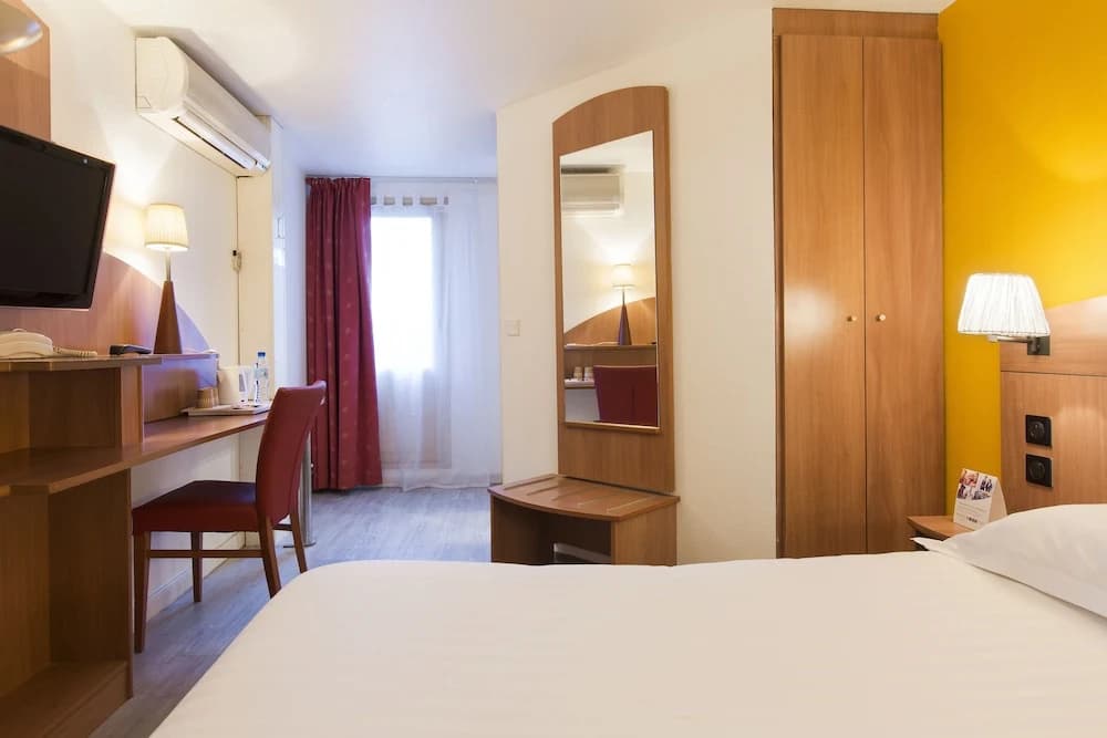 Comfort Hotel Grenoble Meylan - Miniature 7