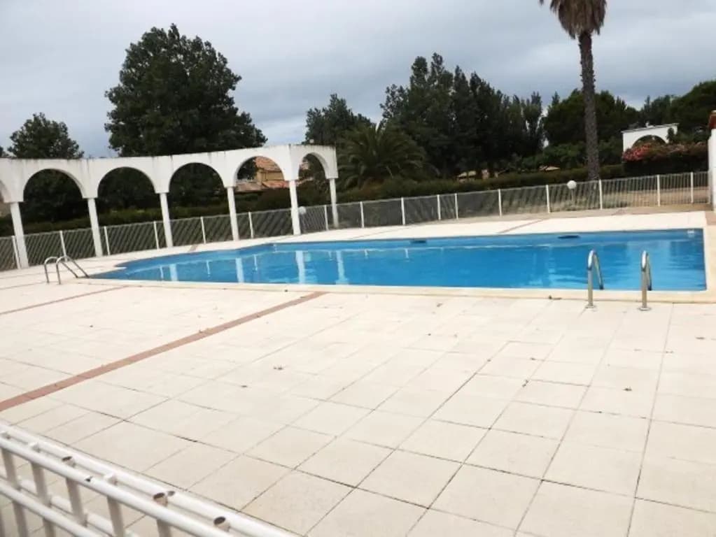 Maison de 2 chambres a Vendres a 300 m de la plage avec piscine partagee et terrasse amenagee - Miniature 7