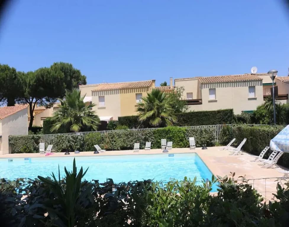 Coastal Comfort in Agde - Miniature 7