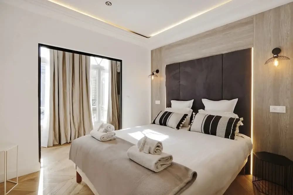 The Upper Marais Superb Apartment for 6 People - Photo 5