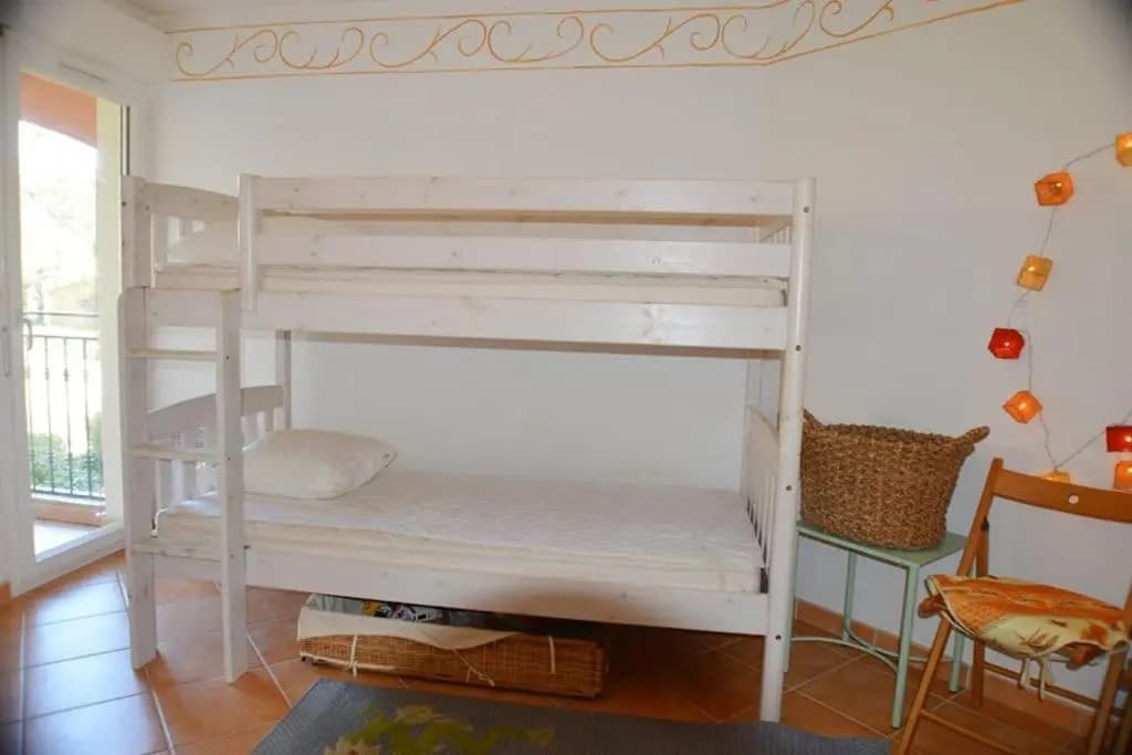 Bel appartement pour 6 personnes dans résidence avec piscine 500 m plage - Photo 3