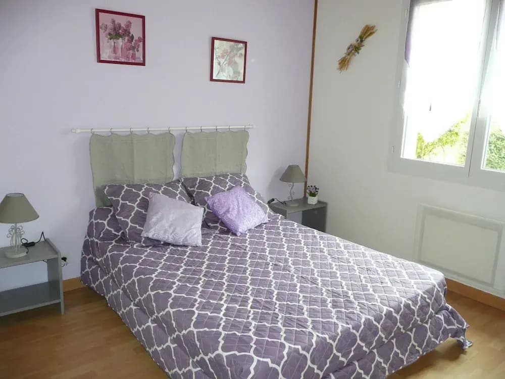Holiday Home in Plouarzel Near Sandy Beach - Miniature 8