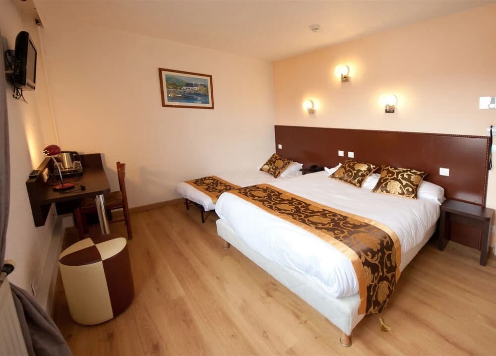 Hotel Milton (ex Gis Hotel) - Photo 5