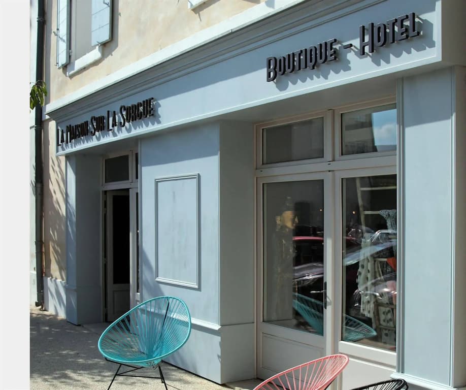 La Maison sur la Sorgue - Esprit de France - Photo 1