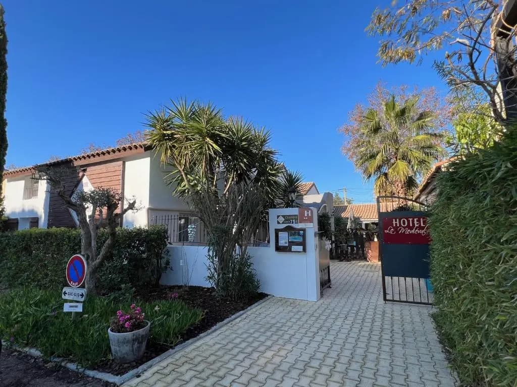 Hotel le Médieval - Photo 1