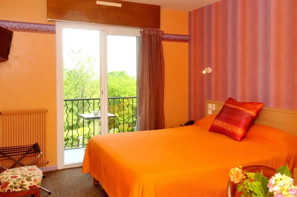 Logis Hotel Aux Tauzins - Photo 5