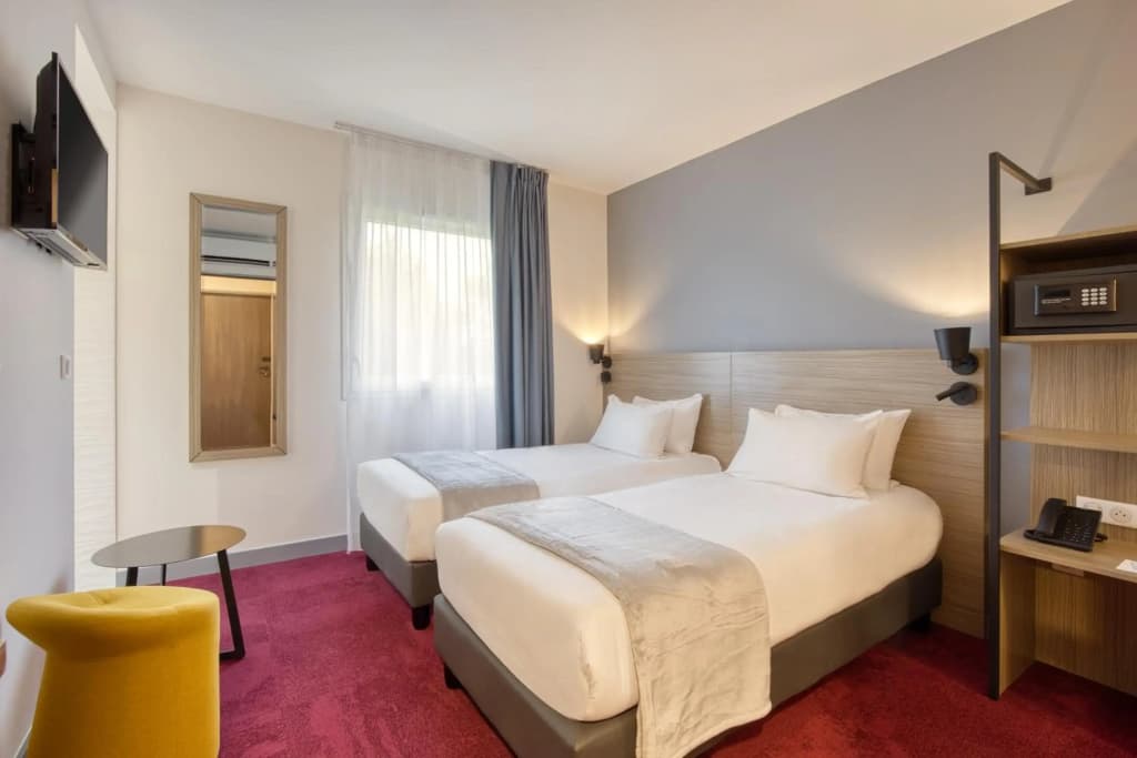 Sure Hotel by Best Western Les Portes de Montauban - Photo 3
