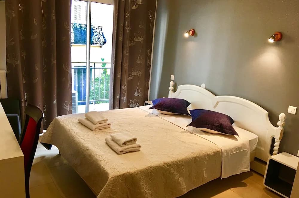Hôtel Georges - Photo 5