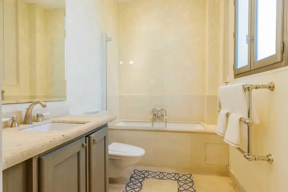 Luxury Mansion With Garden in Heart of Neuilly - Miniature 6