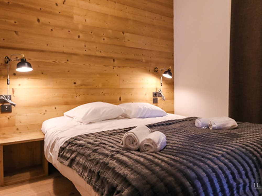 Chalet in Combloux With Mont-blanc Views - Miniature 6