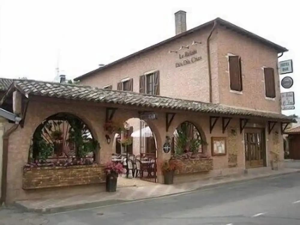 Le Relais des Dix Crus - Photo 1