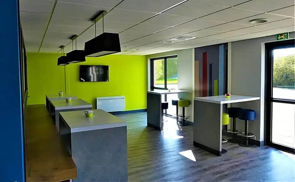 ibis budget Brest Sud Plougastel - Photo 3