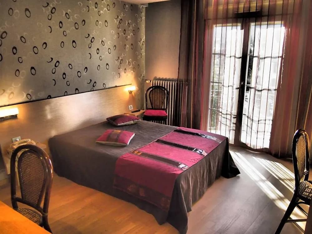 Hotel La Chaumiere - Photo 4