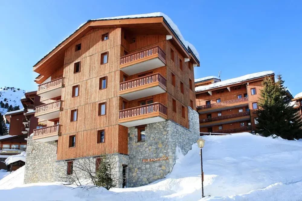 Beautiful Apartment With Balcony - Photo 1