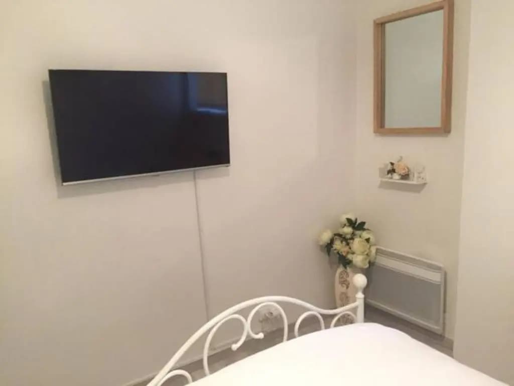 MAGNIFIQUE T3 85m2 VIEUX PORT/CORNICHE - Photo 2
