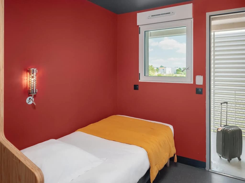 Eklo Hotels Paris Roissy CDG Airport - Photo 4