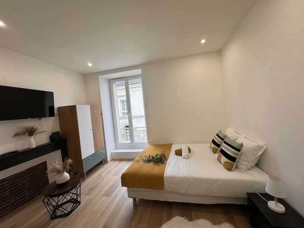 Cozy Urban Nest Near Le Mans - Photo 4