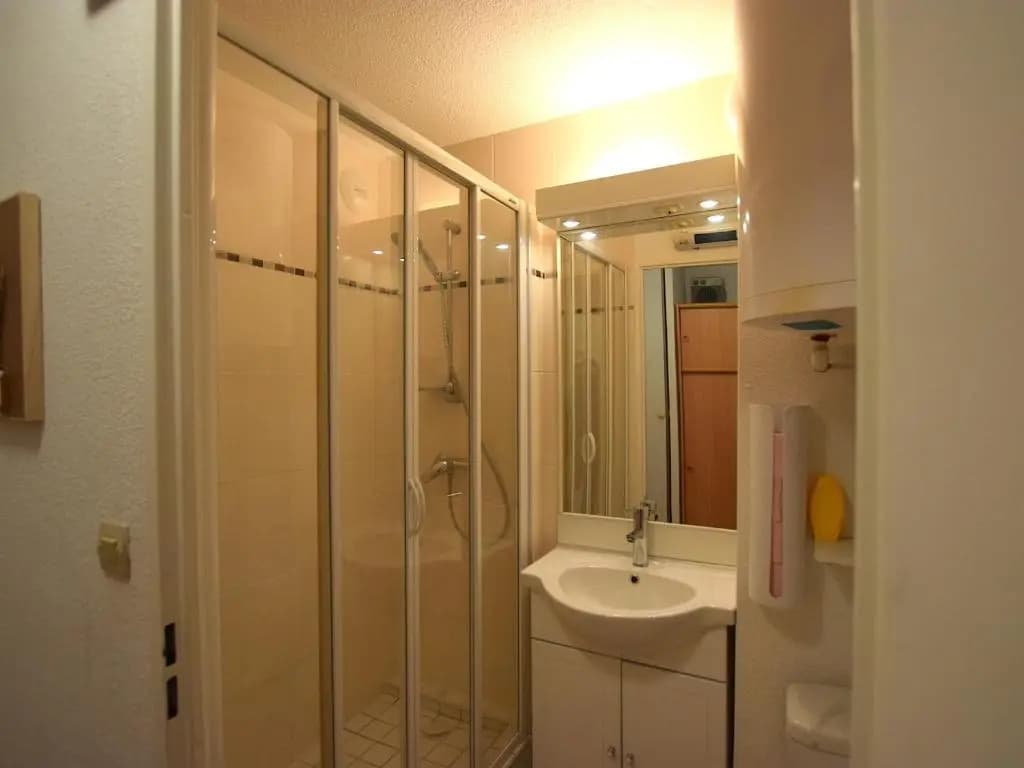 Studio Bernex, 2 pièces, 4 personnes - FR-1-498-76 - Photo 4