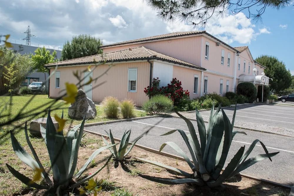 Quick Palace St Jean De Vedas - A709 - Photo 3