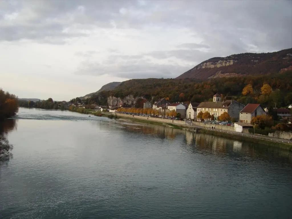 A Deux pas du Rhône - Photo 5