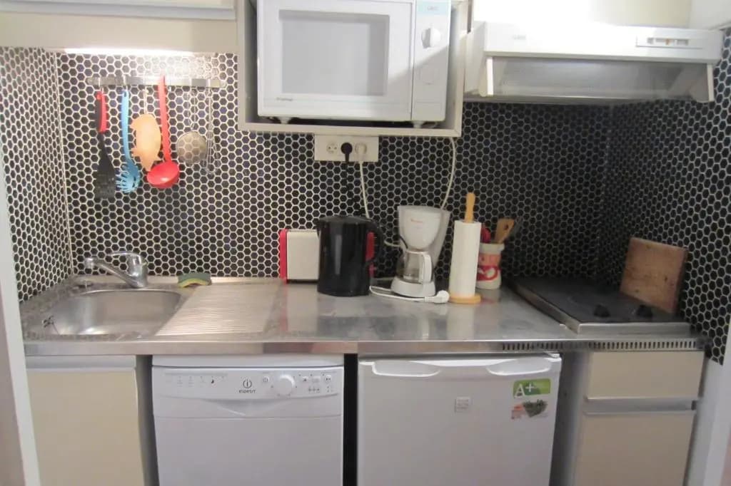 Appartement Pour 3 Personnes Sur Le Port -Residence Cap Sud - Miniature 8