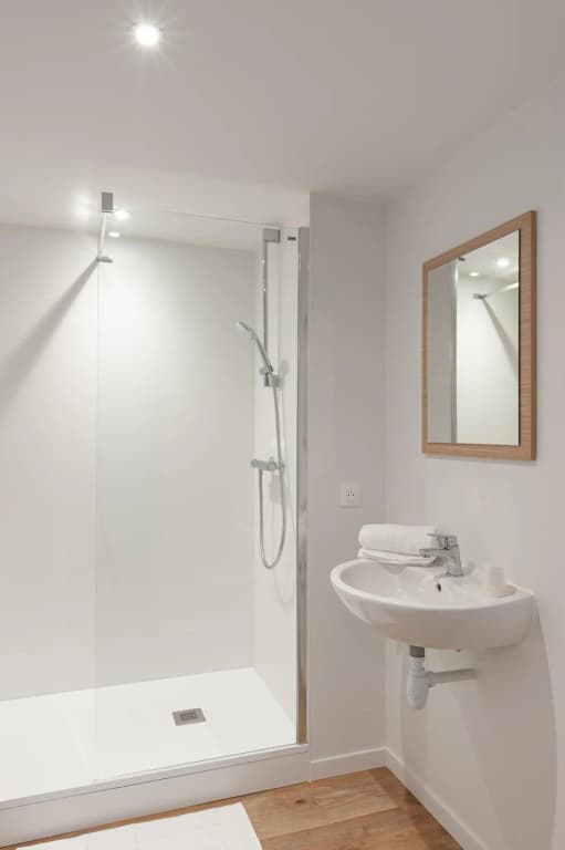 Kyriad ECO - Toulon Ouest La Seyne sur Mer - Miniature 6