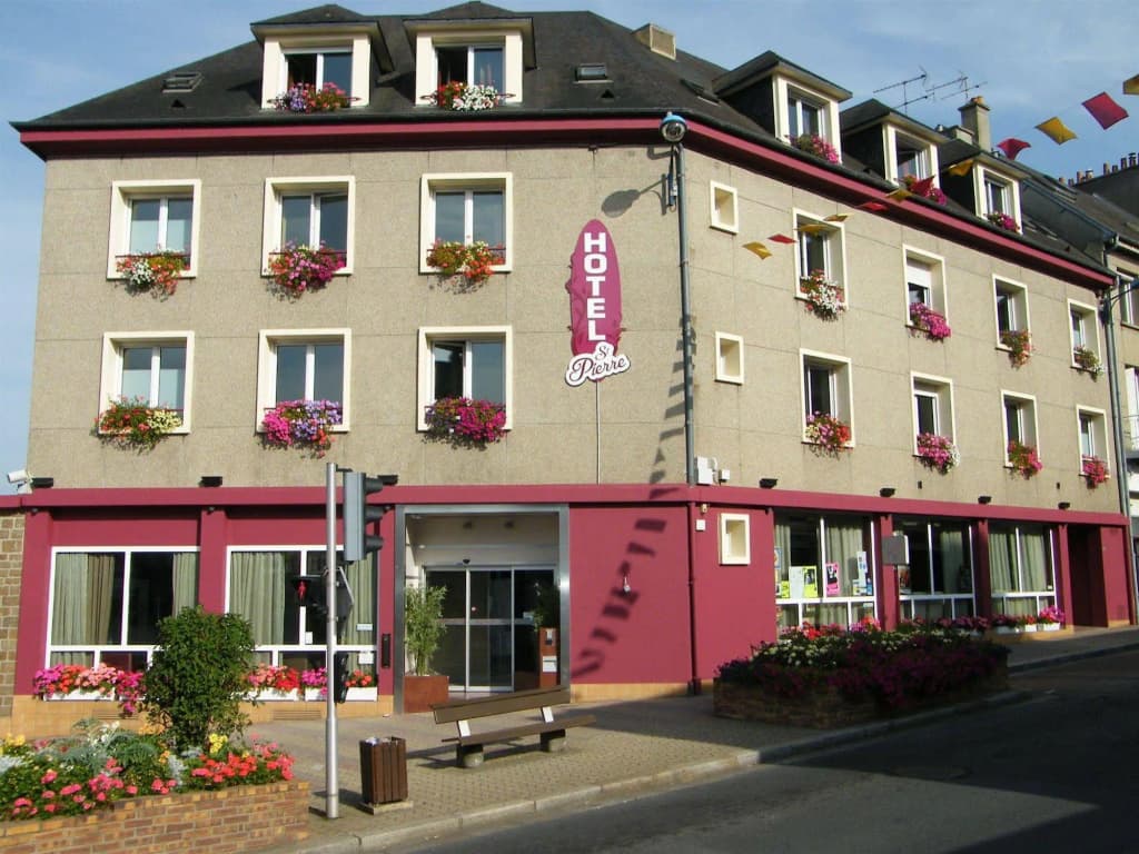 Hotel Saint Pierre - Photo 1