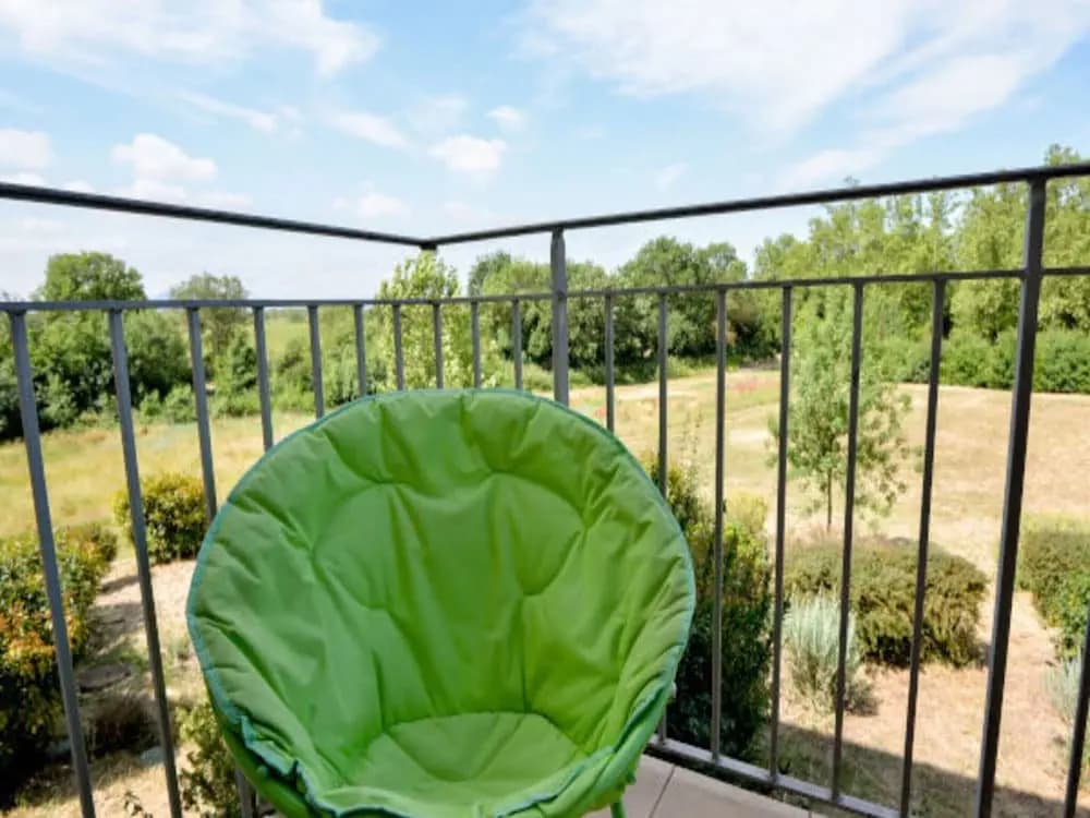 Apartment in Azille Near Lac de Jouarres - Photo 3