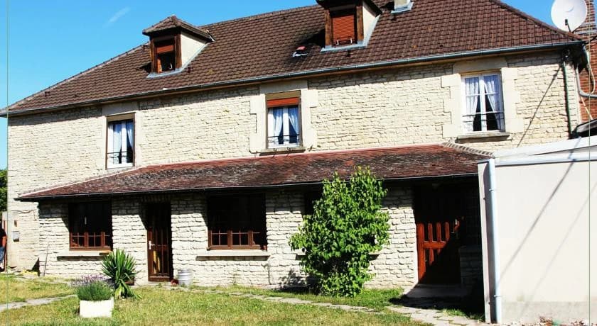 Logis Hôtel Auberge De La Plaine - Photo 1