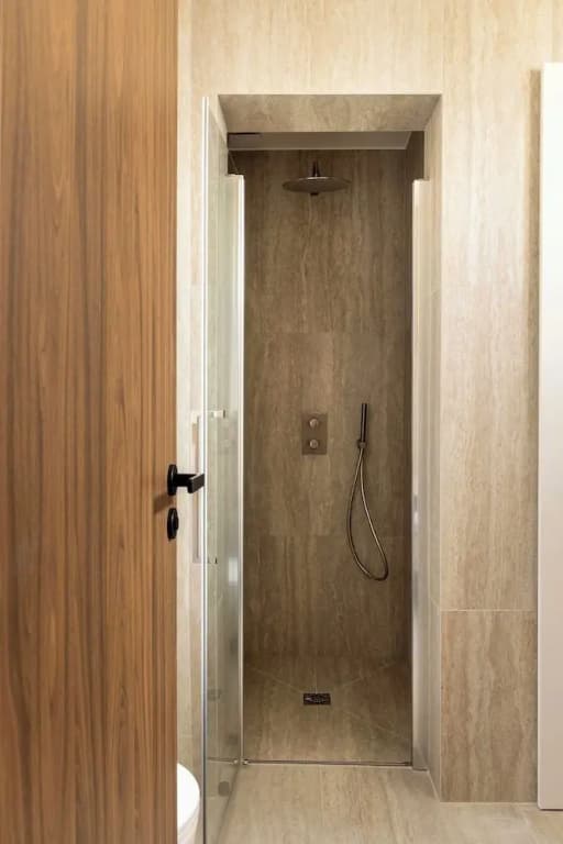 Apartment for 8 People in Grenelle - Miniature 8