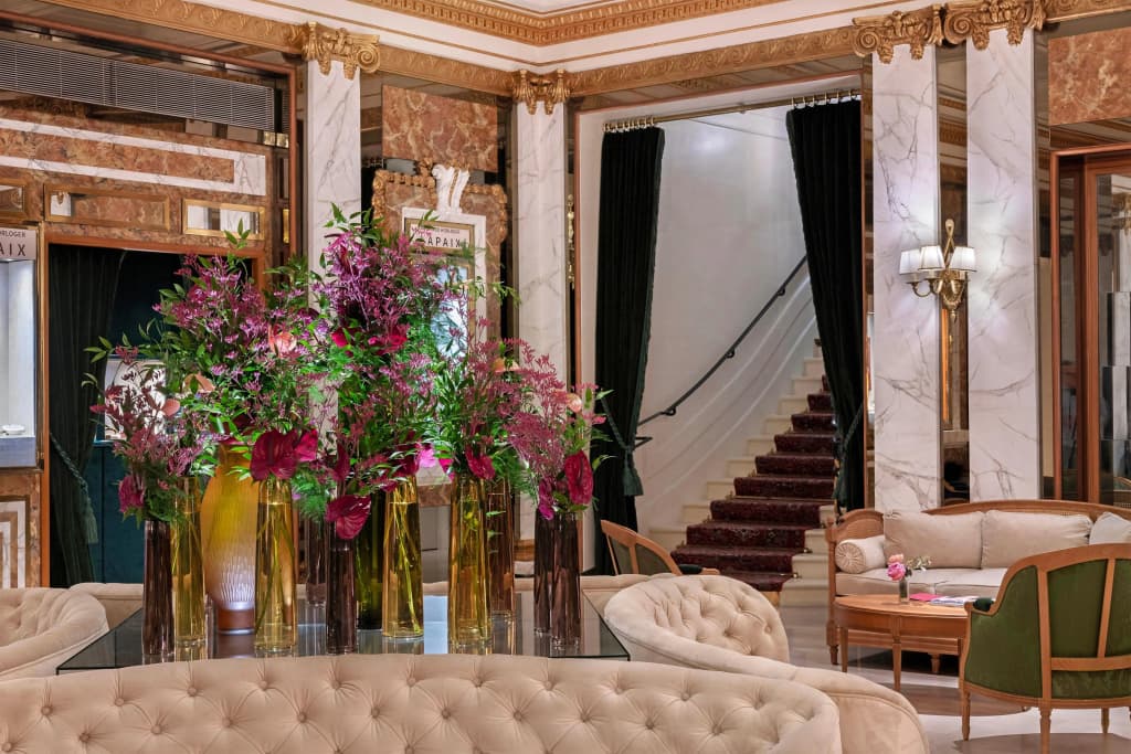 Hotel Westminster - Photo 2