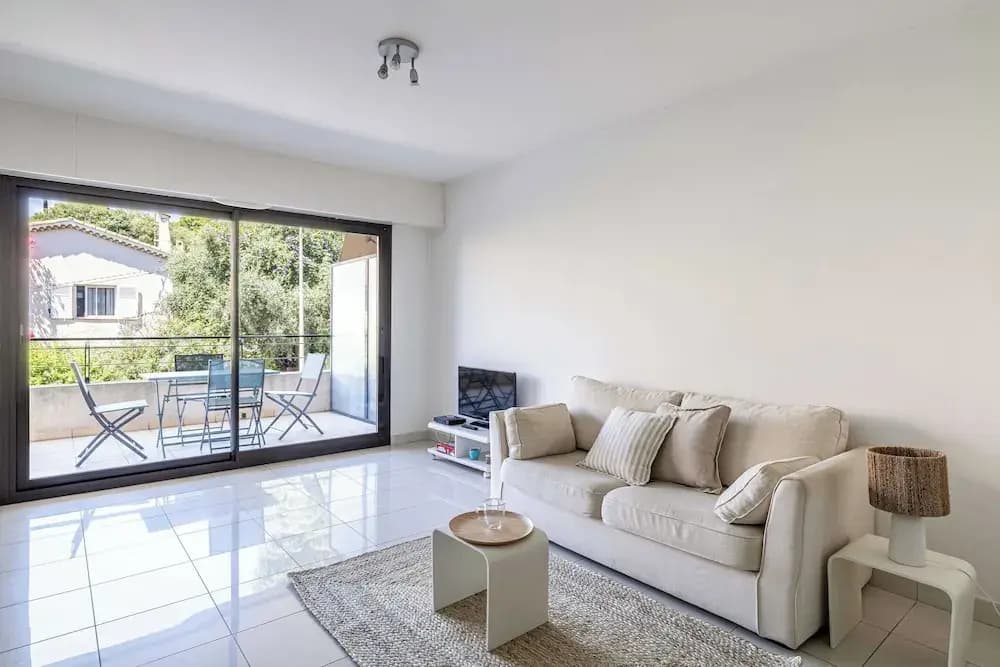 Charming 1 Bedroom Flat With Balcony/pool - Cannes - Photo 3
