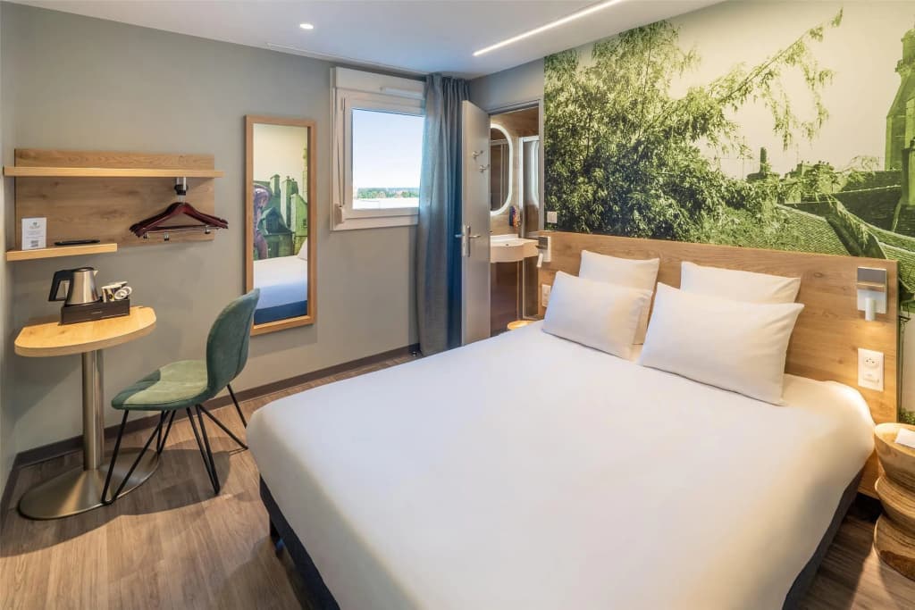 Sure Hotel by Best Western Dole - Photo 3