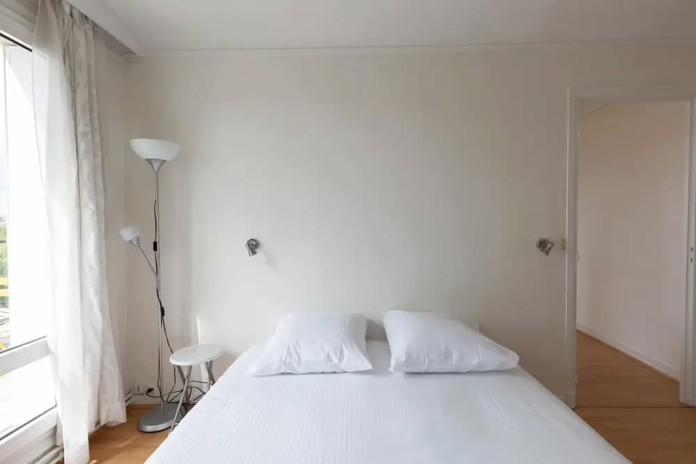 Amiral View Great 1 Bedroom Apartment in Paris - Photo 1