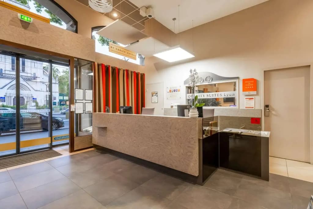 Aparthotel Adagio Lyon Patio Confluence - Photo 2