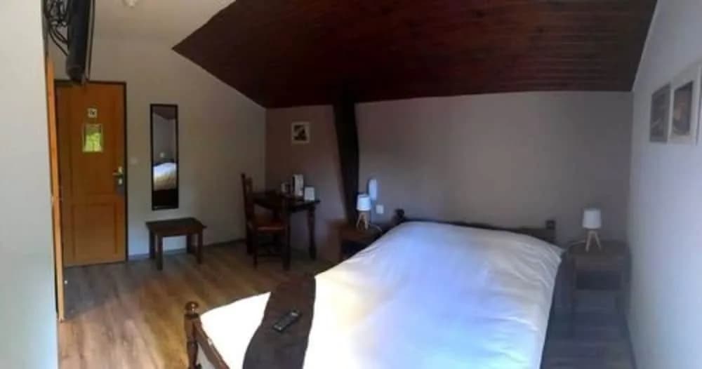 Hôtel le Relais de la Voie Sacrée - Miniature 7