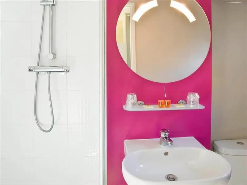 ibis Styles Lille Centre Gare Beffroi - Photo 5