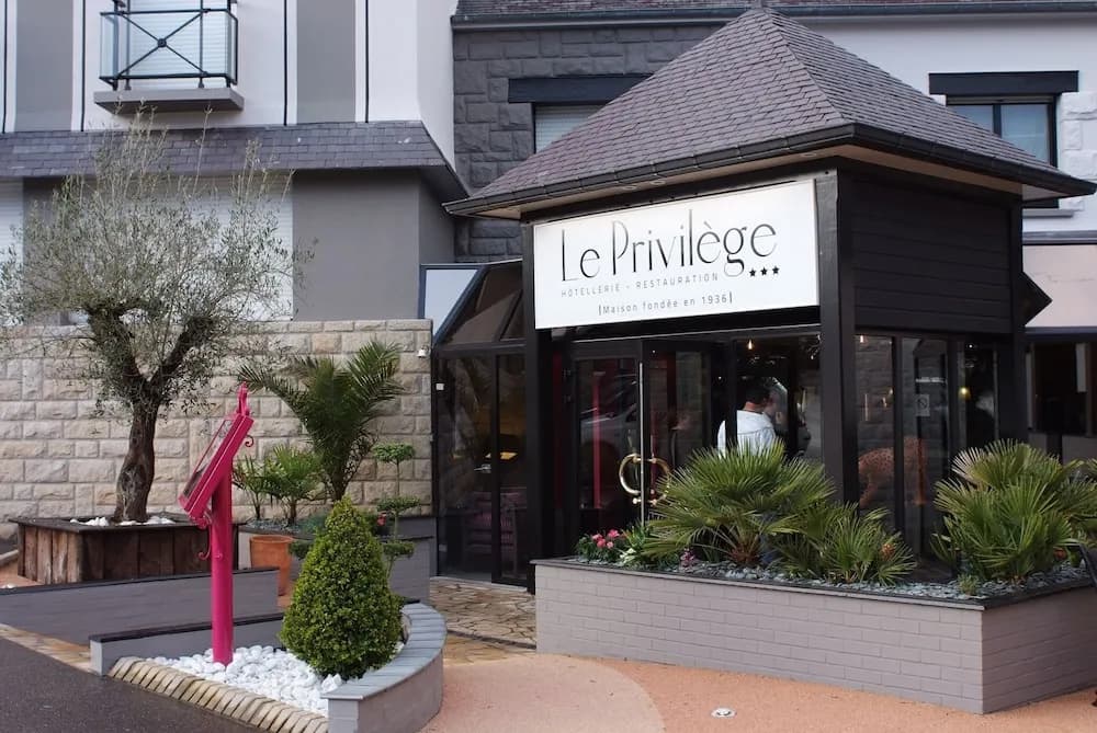 Hôtel le Privilège - Photo 1