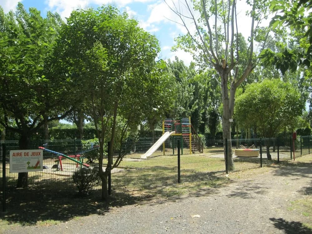 Camping Le Rebau - Miniature 7