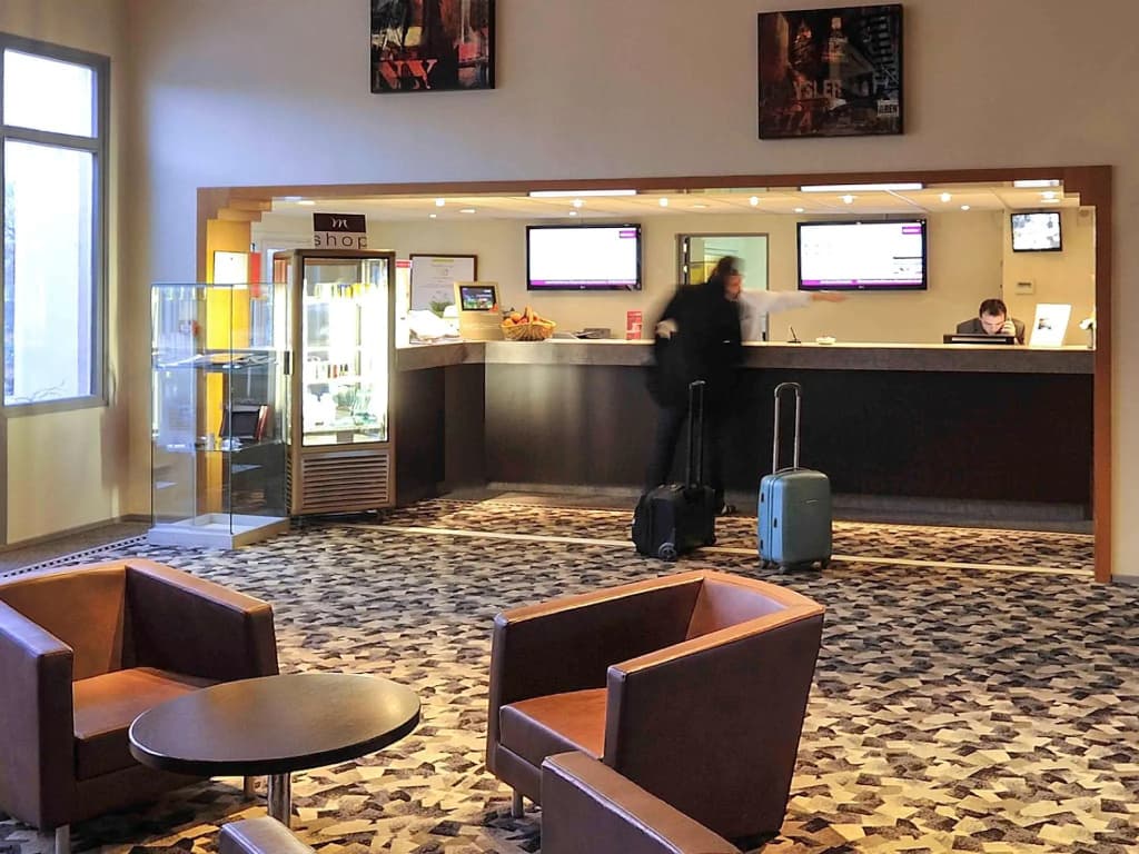 Mercure Rouen Val De Reuil - Photo 2